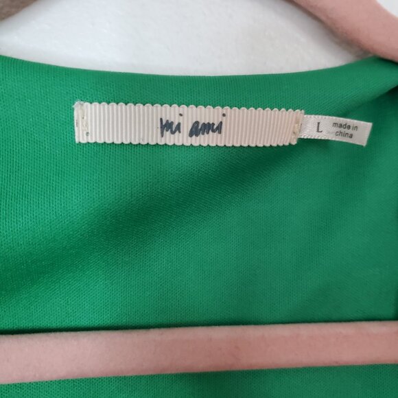 Mi Ami Size L Green Floral Wrap Dress Lined Flirty Flouncy Fabric Flutter Sleeve - Picture 7 of 13